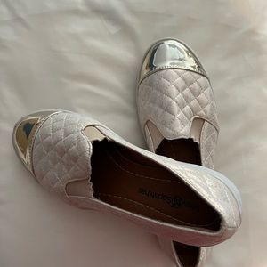 NWOT Flats , extremely comfortable